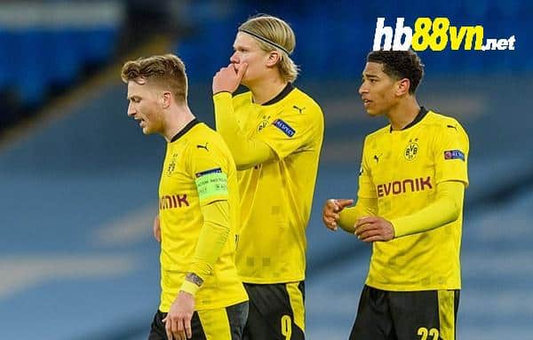 Dortmund interim coach Edin Terzic warns Pep Guardiola and Manchester City they 'are not done yet' - Bóng Đá