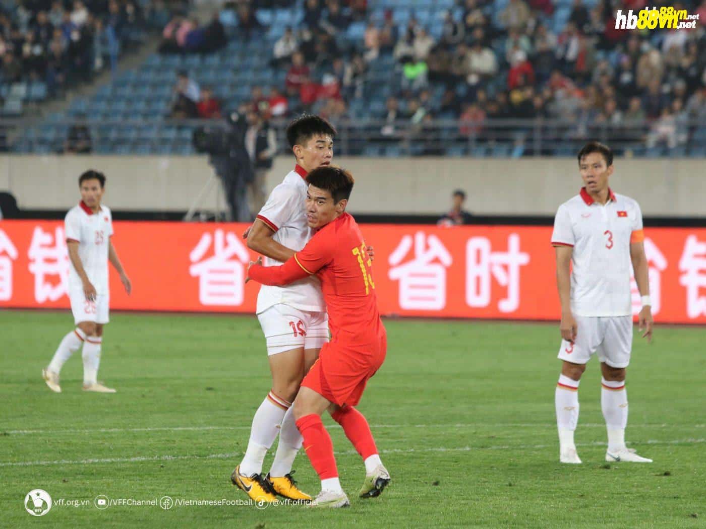 Thua Trung Quốc, tuyển Việt Nam nhận tin buồn từ FIFA - Bóng Đá