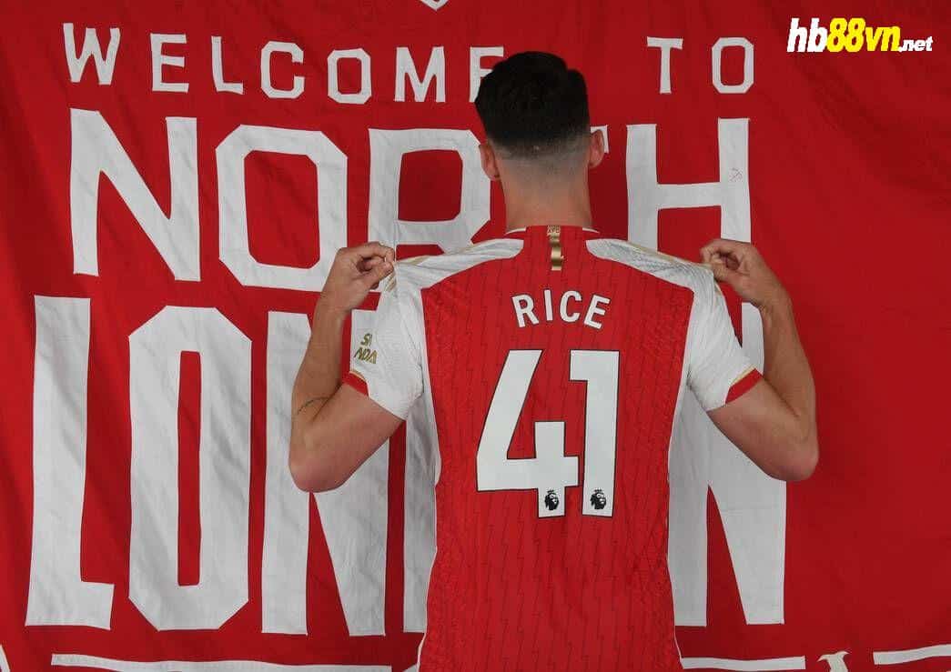 Những hình ảnh cực chất của Declan Rice ngày ra mắt Arsenal - Bóng Đá