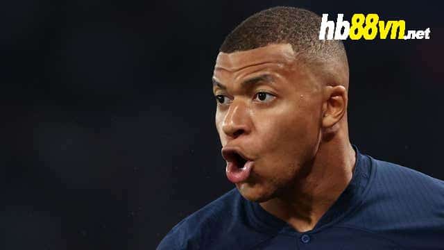 Kylian Mbappe to delay decision on future until after PSG