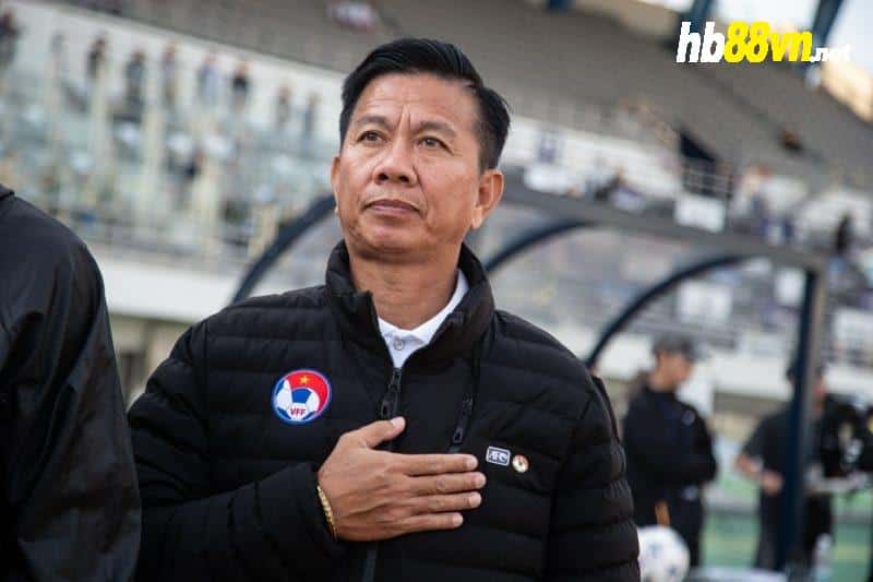 HLV Hoàng Anh Tuấn: Nguyễn Công Phương chơi rất tốt và được giới chuyên môn quan tâm - Bóng Đá