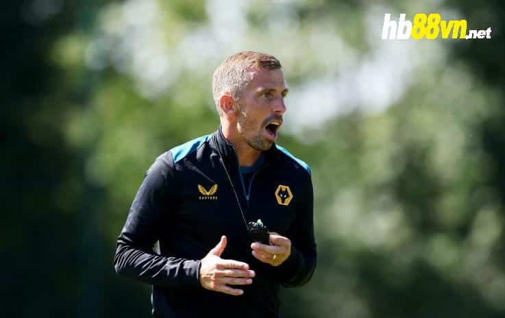 New Wolves boss Gary O’Neil is expecting a ‘better’ Manchester United this season ahead of Monday’s Premier League trip to Old Trafford. - Bóng Đá